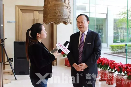 鑫海矿装董事长张云龙先生接受中国新闻网记者采访